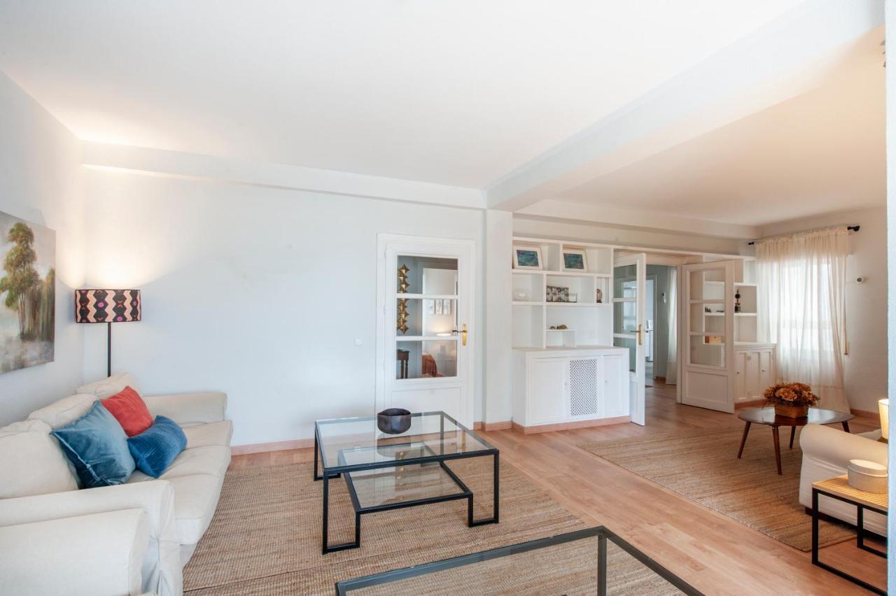 O&L Aire - Spacious And Bright Apartment In The Heart Of Sevilla Eksteriør billede